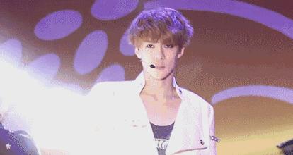 maxmara大衣101801扣子上带标志吗,maxmara大衣101801经典色