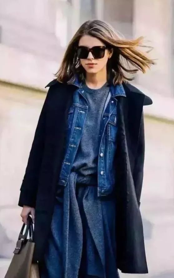 maxmara大衣101801扣子上带标志吗,maxmara大衣101801经典色