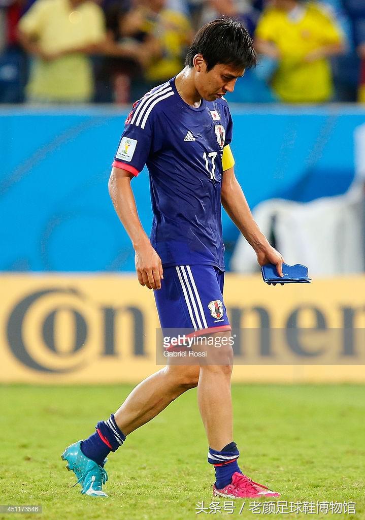 世界杯鸳鸯足球鞋,世界杯彪马鸳鸯足球鞋绿橙