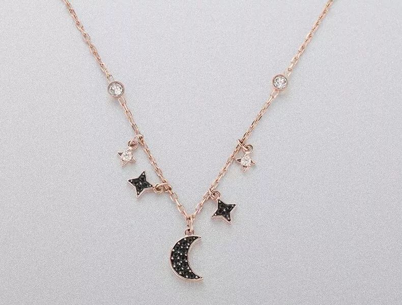 施华洛世奇天鹅项链大号和小号,施华洛世奇项链女生都喜欢的