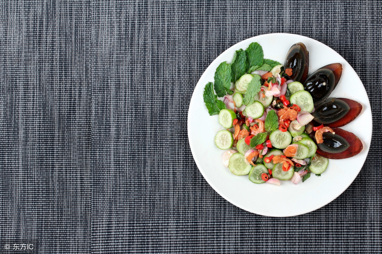 皮蛋晚上吃有好处还是坏处,吃皮蛋对身体有什么好处吗