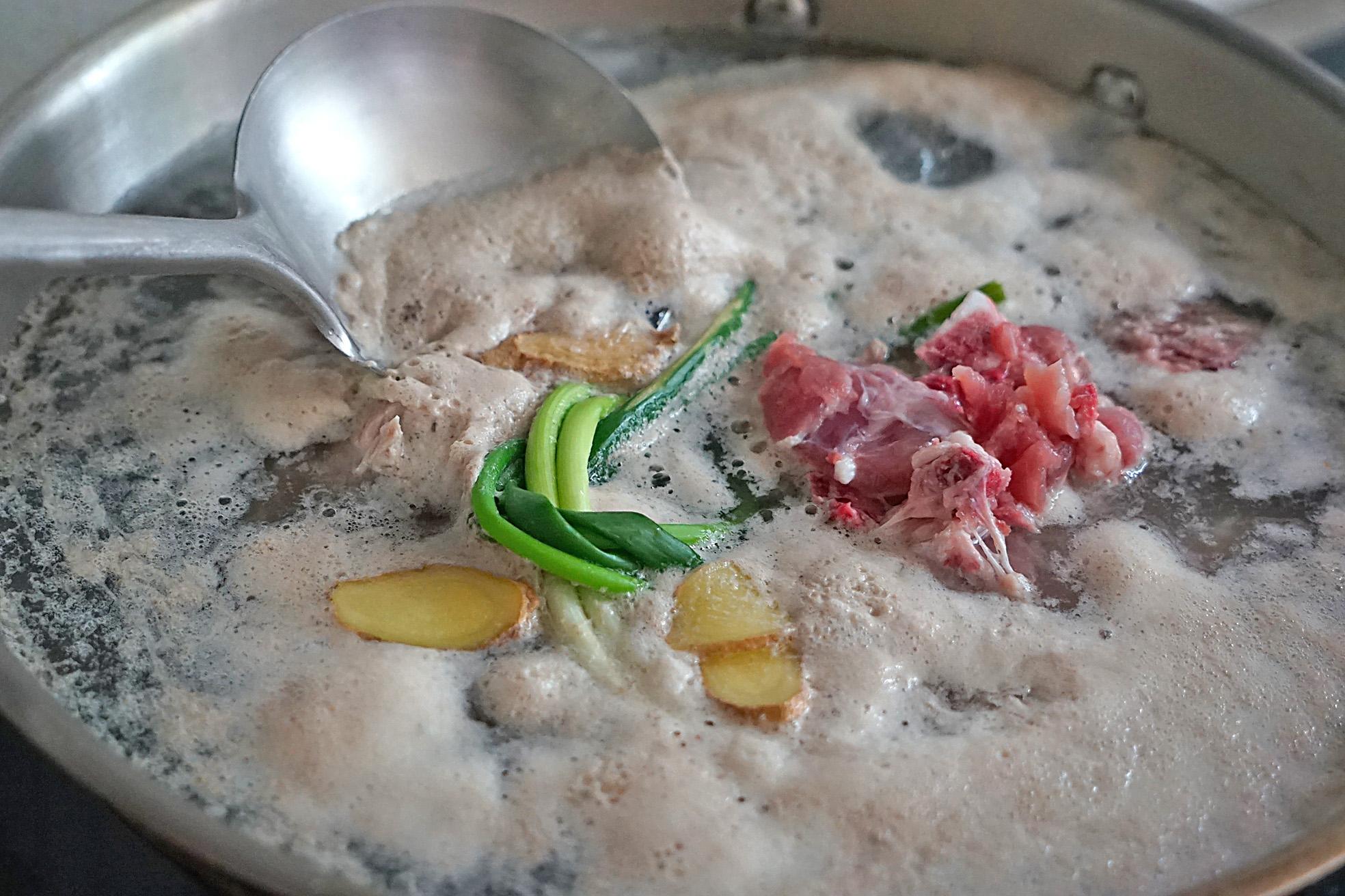 为什么你煮的骨头汤不白,为什么煲的骨头汤浑浊