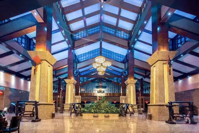 云顶温泉度假酒店无边际泳池,云顶温泉大酒店有多少家