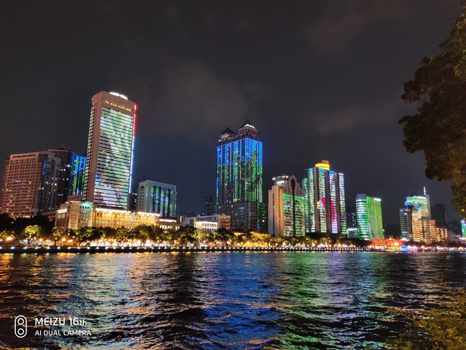 魅族16和魅族16th外观有什么区别,魅族16th小米8评测