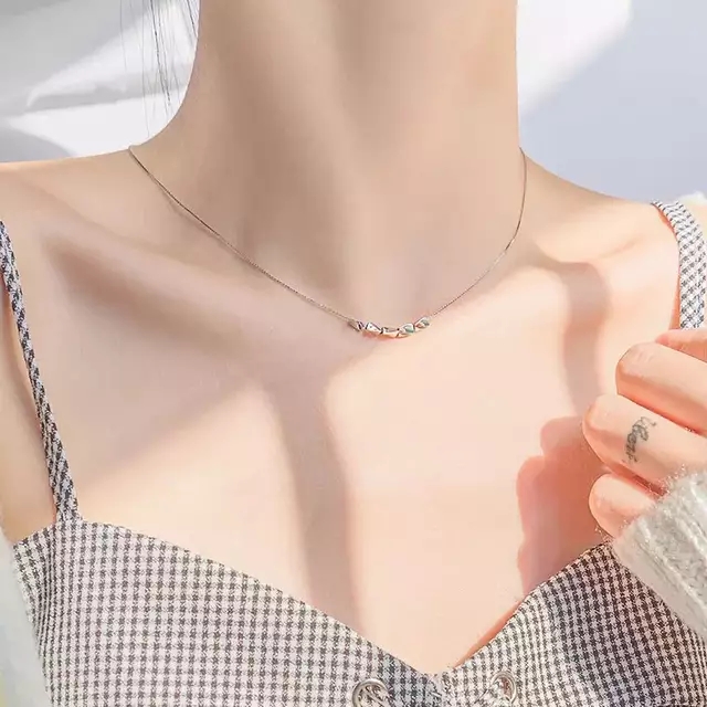 十几岁就有很深的几道颈纹,十几岁很深的颈纹怎么办