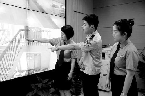 男子因猥亵儿童被刑事立案拘留,男子猥亵儿童获刑一年八个月