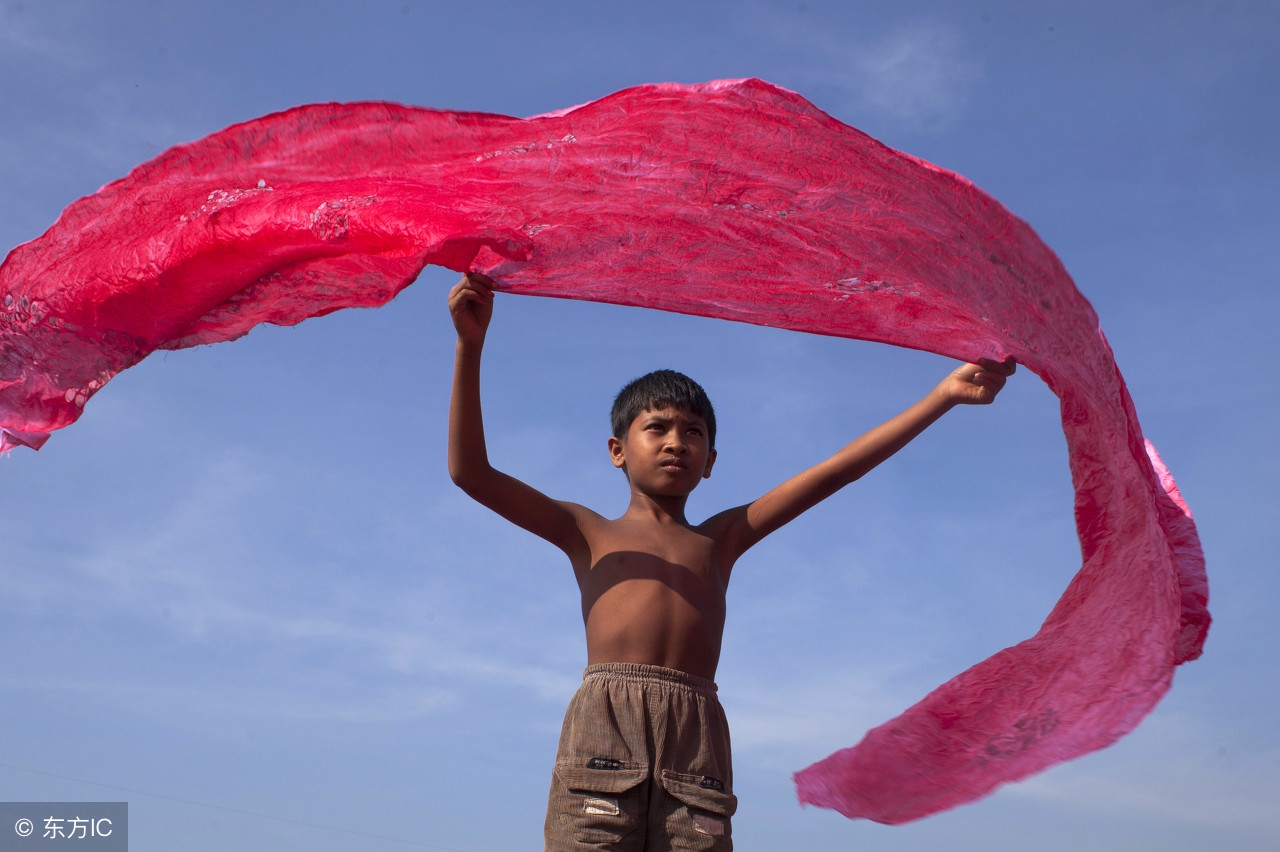 拉杆箱品牌200元左右的,便宜实惠的品牌拉杆箱推荐