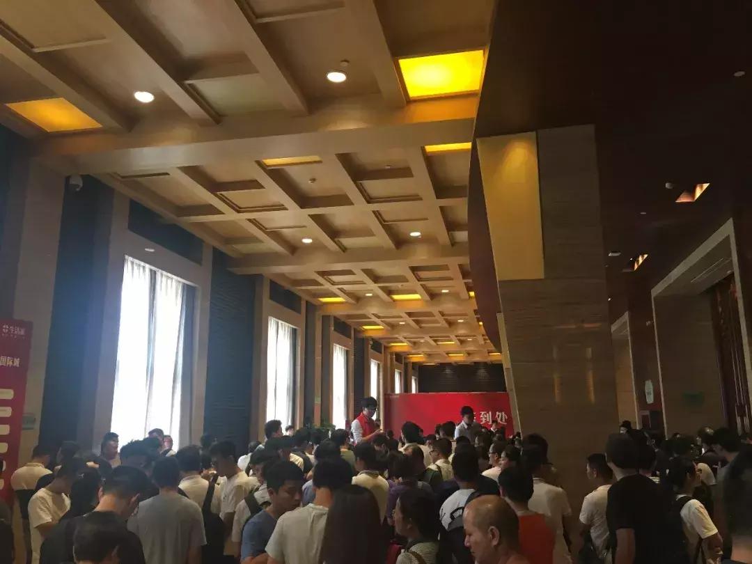 万科融信西雅图与西湖国际城,中国铁建西湖国际城和西雅图