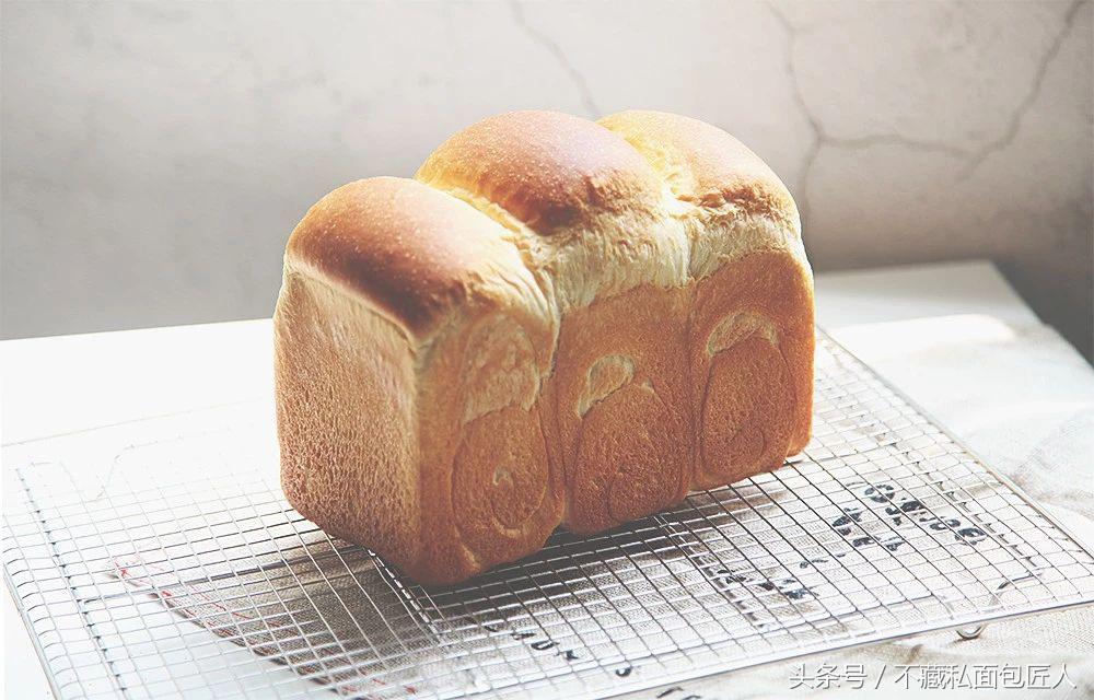 用面粉揉面的方法,怎么样揉面才能又松又软