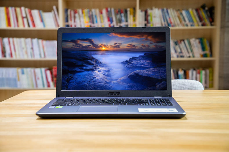 华硕顽石五代fl8000uf笔记本,华硕笔记本顽石五代价格