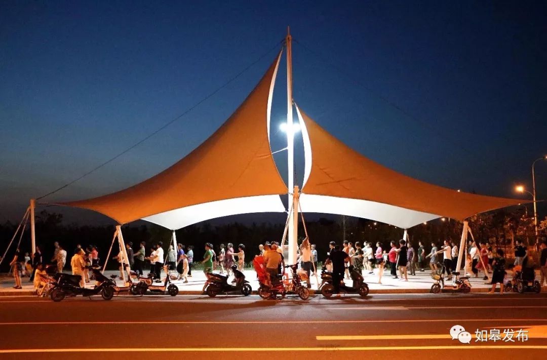 嗨起来！谁再抱怨如皋没有夜生活，你就把这个丢给TA～