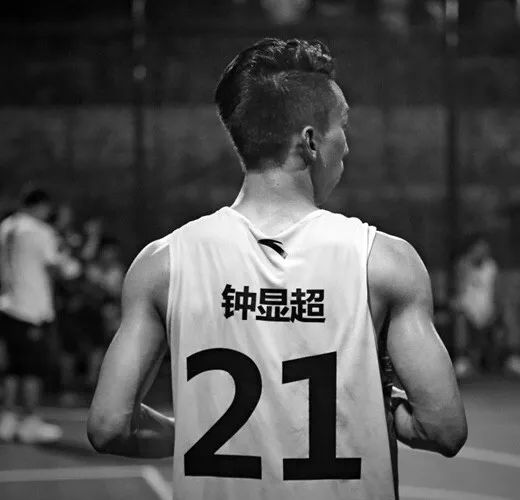 你能享受这项运动的快乐，请感谢这里提到的名字