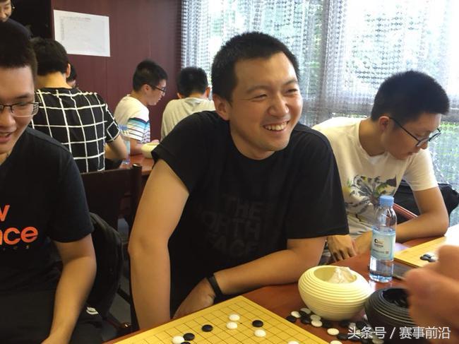 90后博士的“棋囧”之路学棋收获友情与快乐