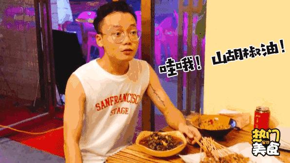 星沙这个老板竟把烧烤店开在远离闹市的偏僻之地，居然还火到不行