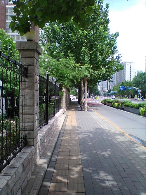 功能机诺基亚测评,全新诺基亚8210灵巧又聪明