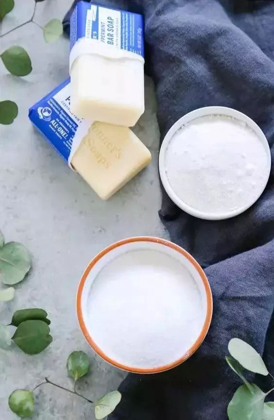 用了这么多年才知道电饭锅还能洗,用了2年电饭锅有膜