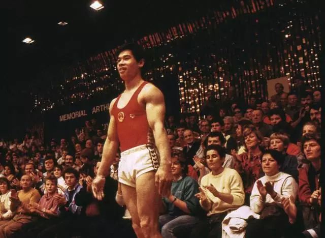 “鞋子不好买了，连FAKE水平也更高了”｜李宁的老鞋迷们