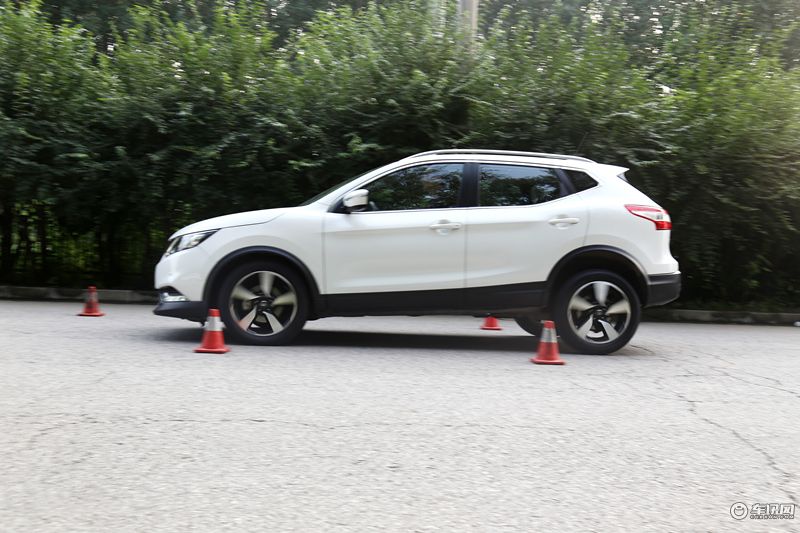 跑了16万公里的日产轩逸值得买吗,跑了十万公里的轩逸车能买吗