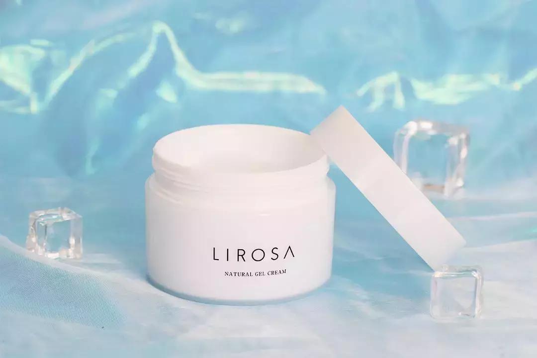 敷脸清洁脸部,用水敷脸可以去角质吗