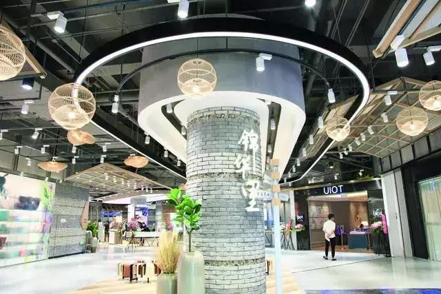 锦华区万达广场潮玩街区,锦华万达主题街区