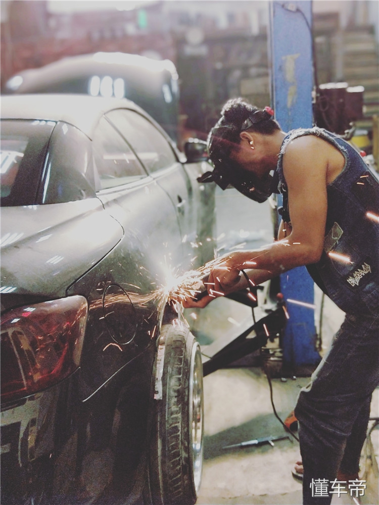 g35英菲尼迪改装案例视频,英菲尼迪g37coupe改装案例