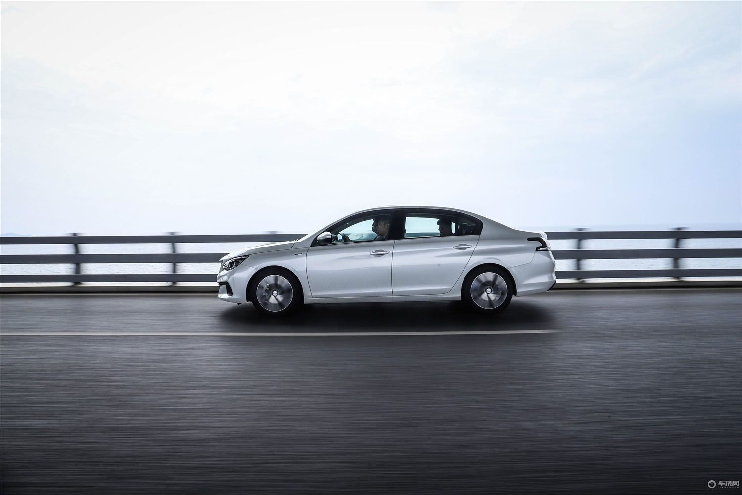 法系新希望全新标致408实车曝光,试驾标致4082020款