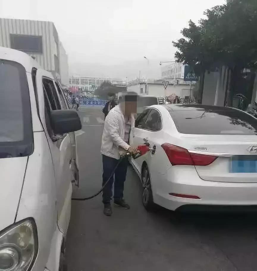 我不是油神后续中国老百姓反应,我不是油神纪录片