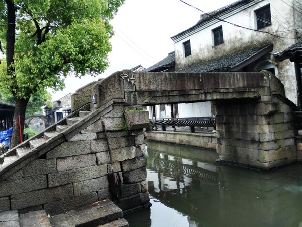 绍兴湖面上的桥,绍兴越城的桥