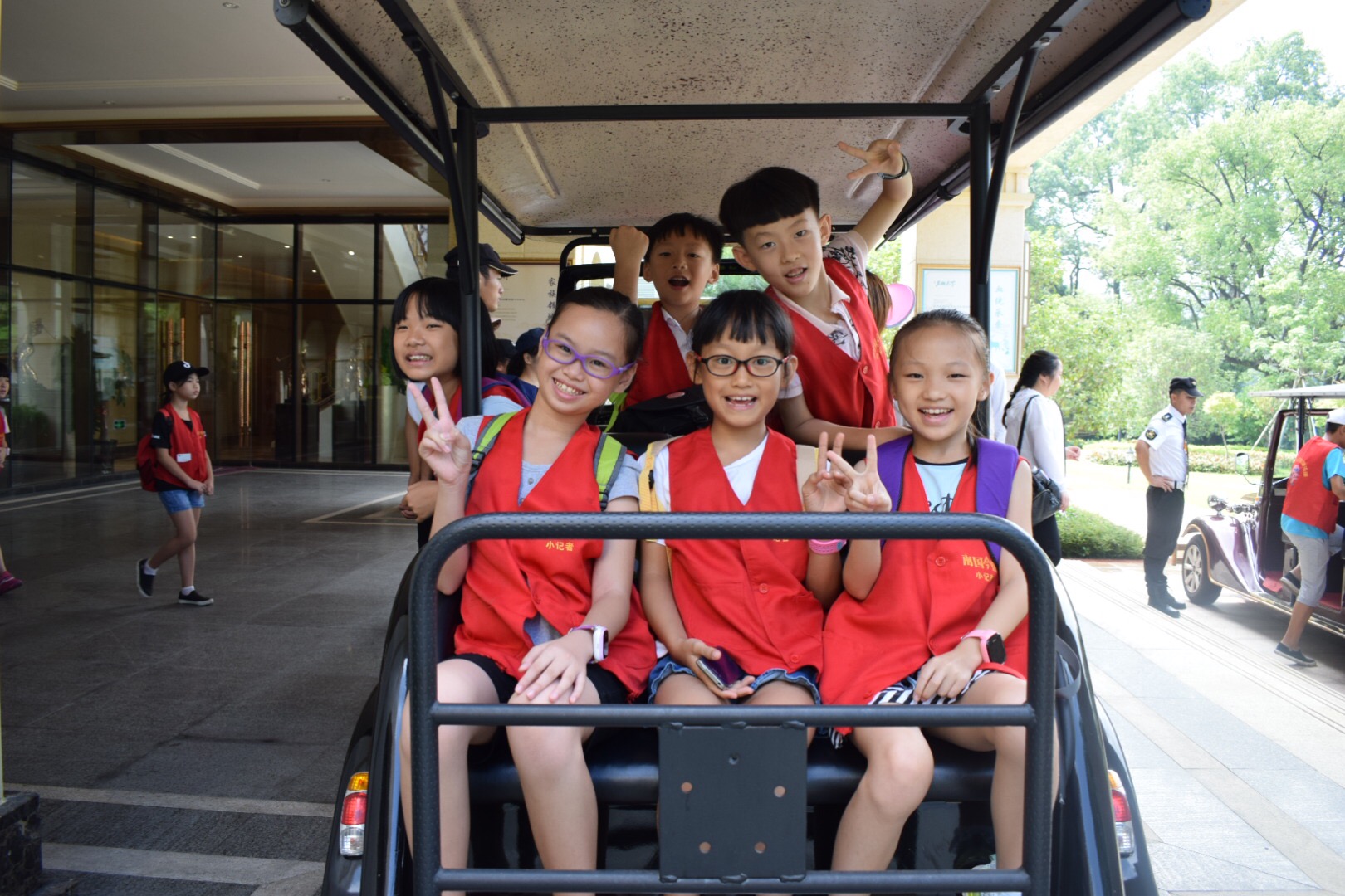 山水名城，醉美生活，探访世外桃源般的别墅区