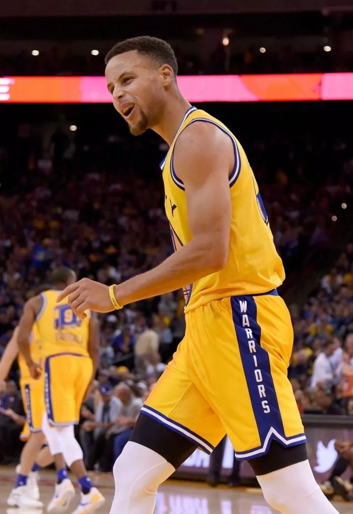 控卫盛世之战库里欧文,控卫打法和思路篮球