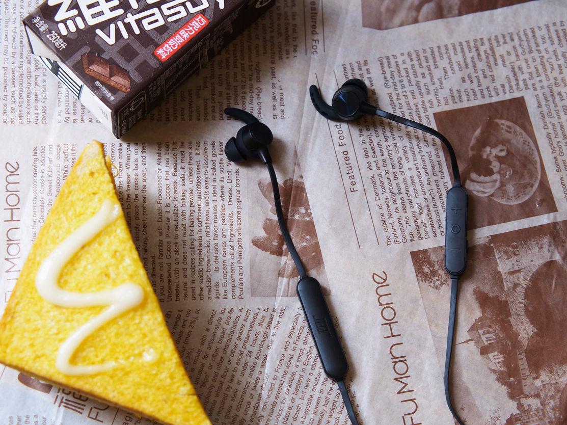 jeetw1与w1s蓝牙运动耳机评测,jeetw1s蓝牙耳机怎么连手机