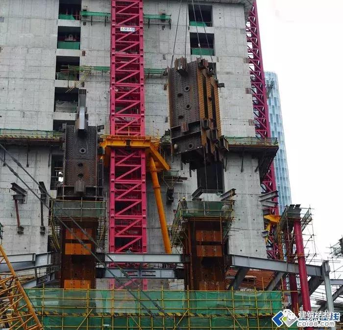 上海中心大厦127层怎么有632米,上海中心大厦632米127层内部