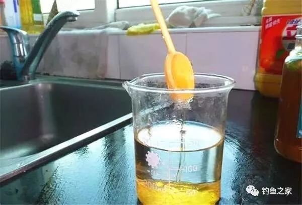 如何自制鲫鱼窝料,最简单鲫鱼窝料的自制配方