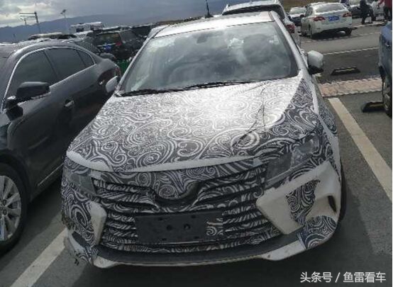 终于想起来自己还有轿车，东南V5菱致变身A5，prime版大嘴上身