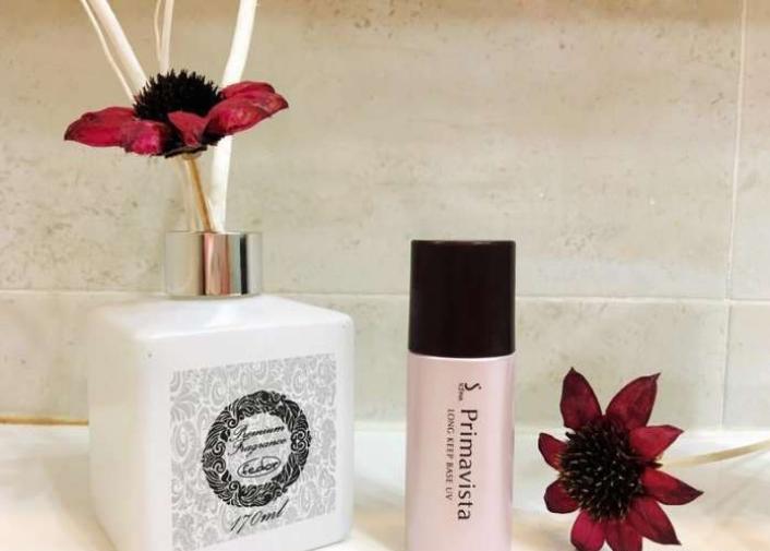 化妆时脱妆的正确方法,化妆一小时就脱妆了怎么办