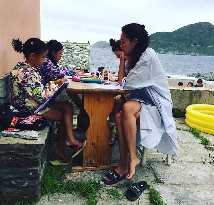 孔孝真穿的裙子,孔孝真穿着启示录