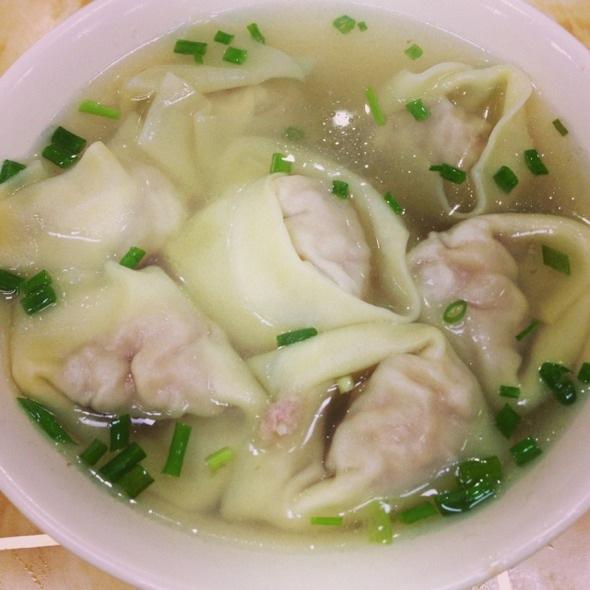 千里香大馄饨介绍,千里香大馄饨底汤