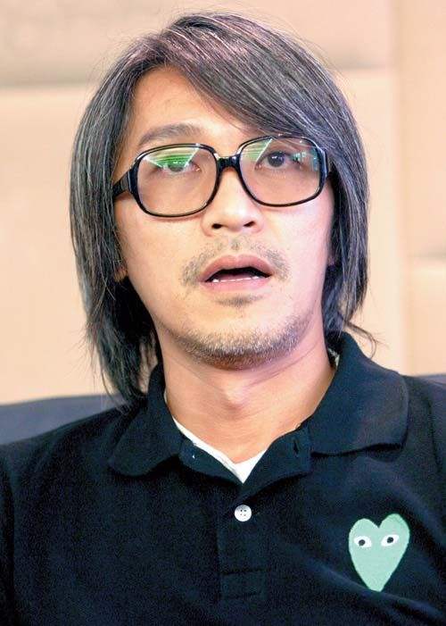 周星驰给金庸的钱,周星驰给钱经典片段