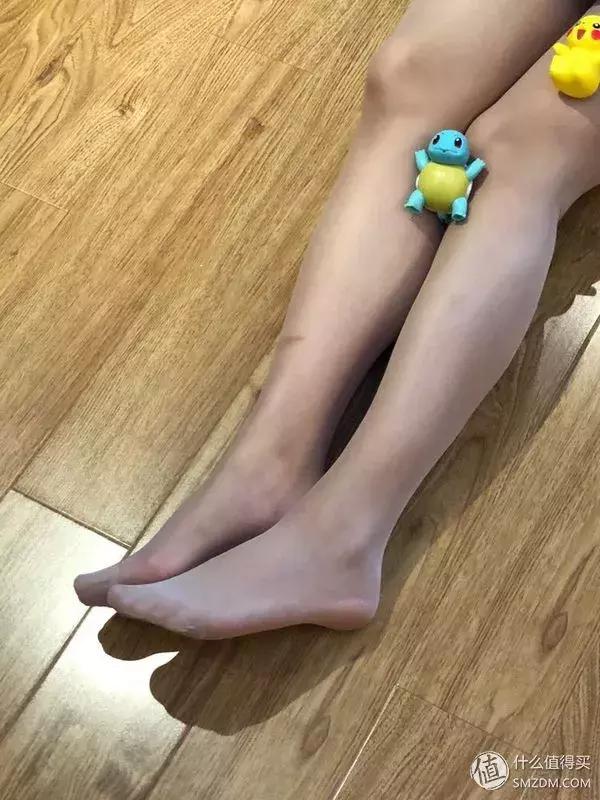 这是一篇正经的推荐:试穿*袜丝**我们是认真的