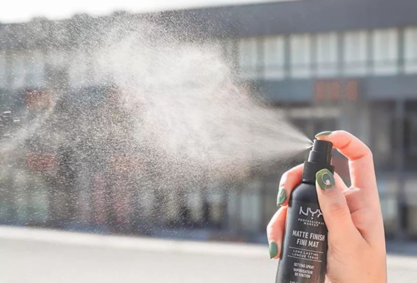 夏末还值得穿的五款连衣裙,秋季的时髦必备款连衣裙