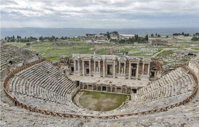 里拉大跌土耳其购物,里拉暴跌