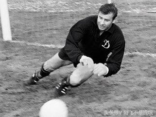 现今足坛十大门神,足坛十大门将最新排行榜