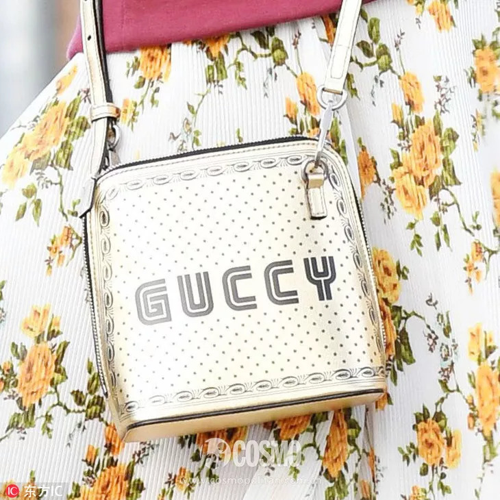 一款给杨幂穿火的包包,杨幂同款牛仔lv包