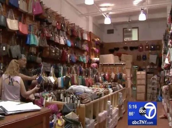 lv包包在美国买便宜么,从官网买的lv包包会有假货吗