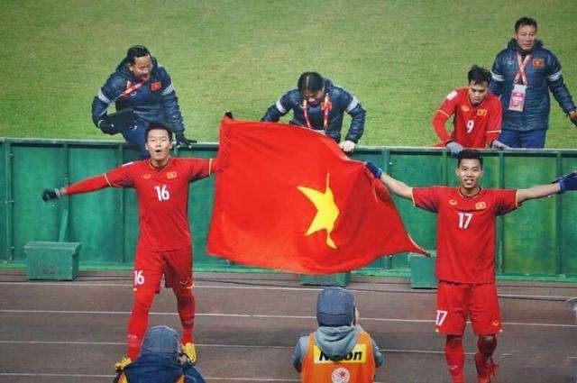 2019男足亚洲杯日本对越南,韩国男足3:1越南