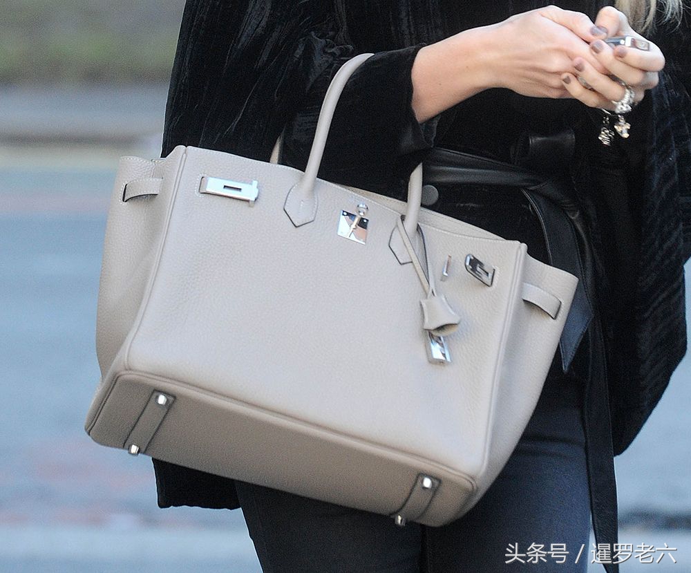 泰国名牌最新款包包,泰国推荐必买包包