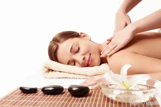 金牌月嫂给婴儿洗澡全过程,金牌月嫂必会的20项护理文字版