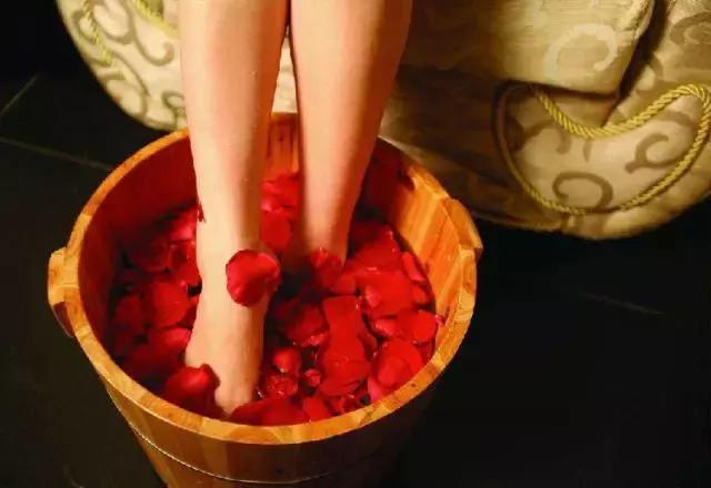 瘦腿的方法一天要做几组,瘦腿秘诀不用动不用走