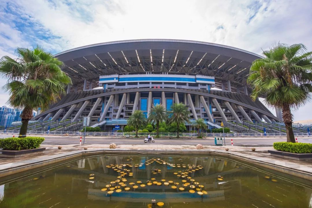 从蓝图到实景未来之城拔地而起,从一纸蓝图到一城佳境