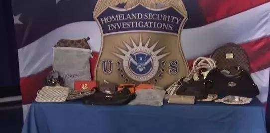 在官网上买的lv包包是正品吗,lv包包在国外代购真的便宜吗